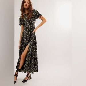 Elegant Black and Gold Maxi Dress